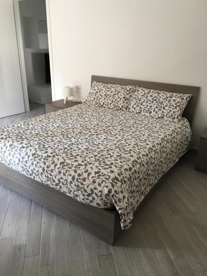 Home Hotel Senago Bagian luar foto