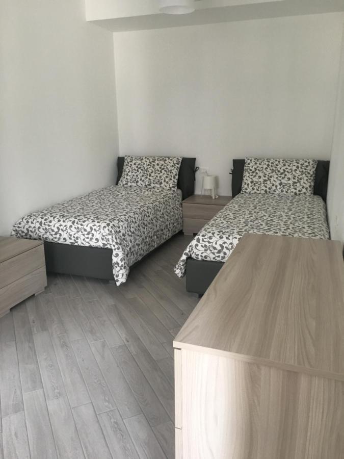 Home Hotel Senago Bagian luar foto