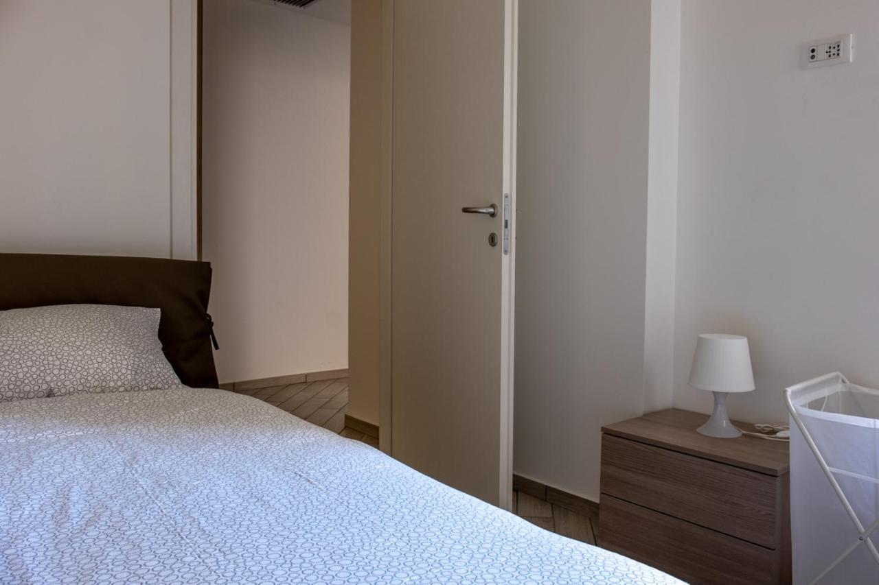 Home Hotel Senago Bagian luar foto